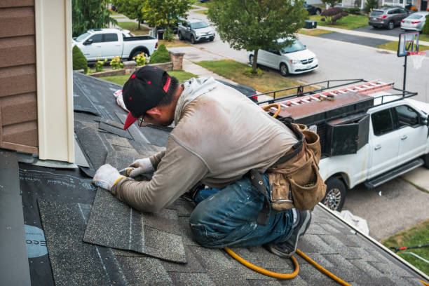 Professional Roofing technician working in Mohler, WA
